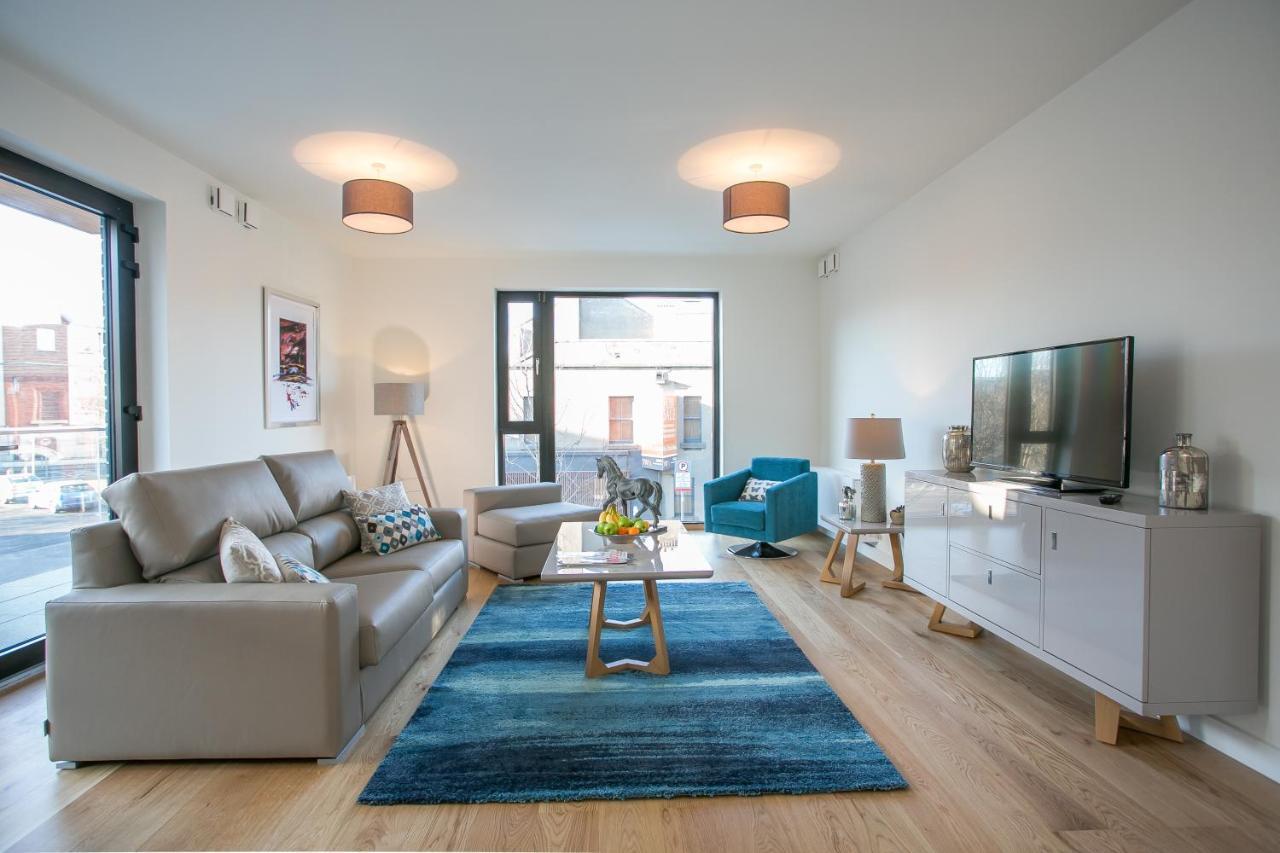 Grand Canal Square Apartments Dublin Exterior photo