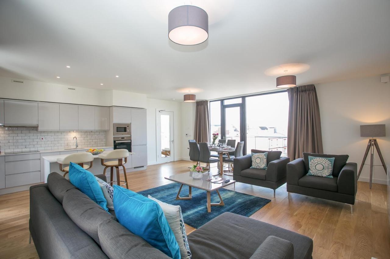 Grand Canal Square Apartments Dublin Exterior photo