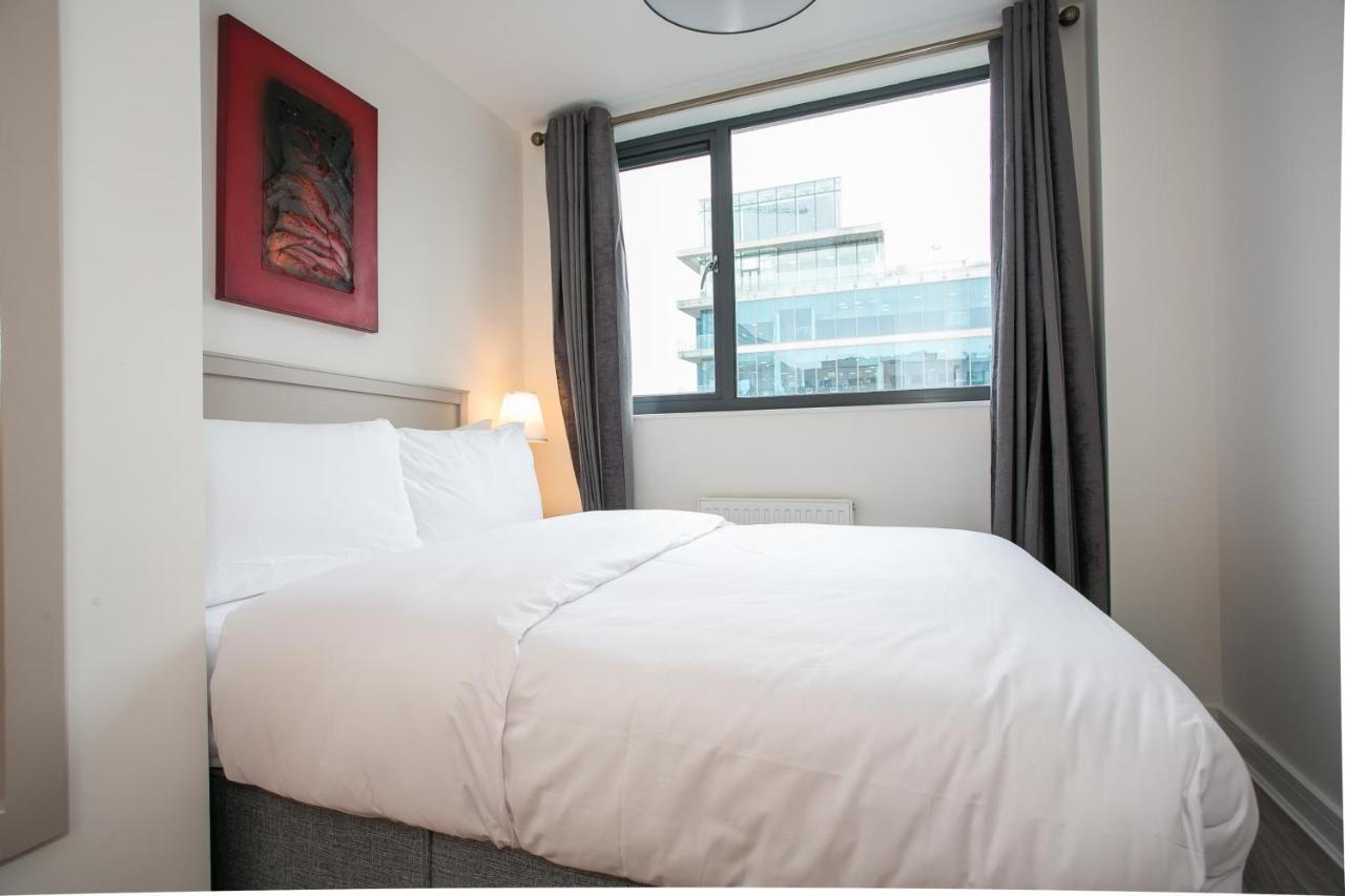 Grand Canal Square Apartments Dublin Exterior photo