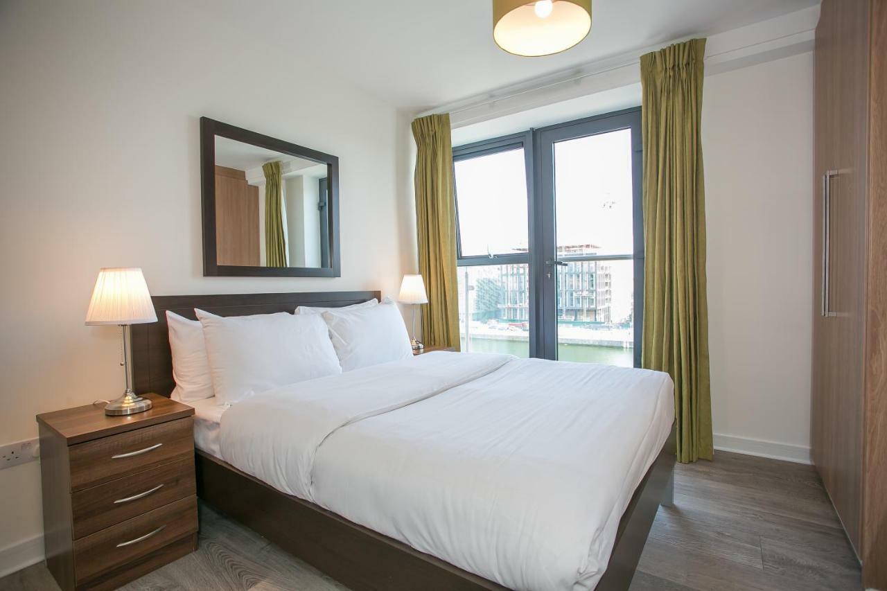 Grand Canal Square Apartments Dublin Exterior photo